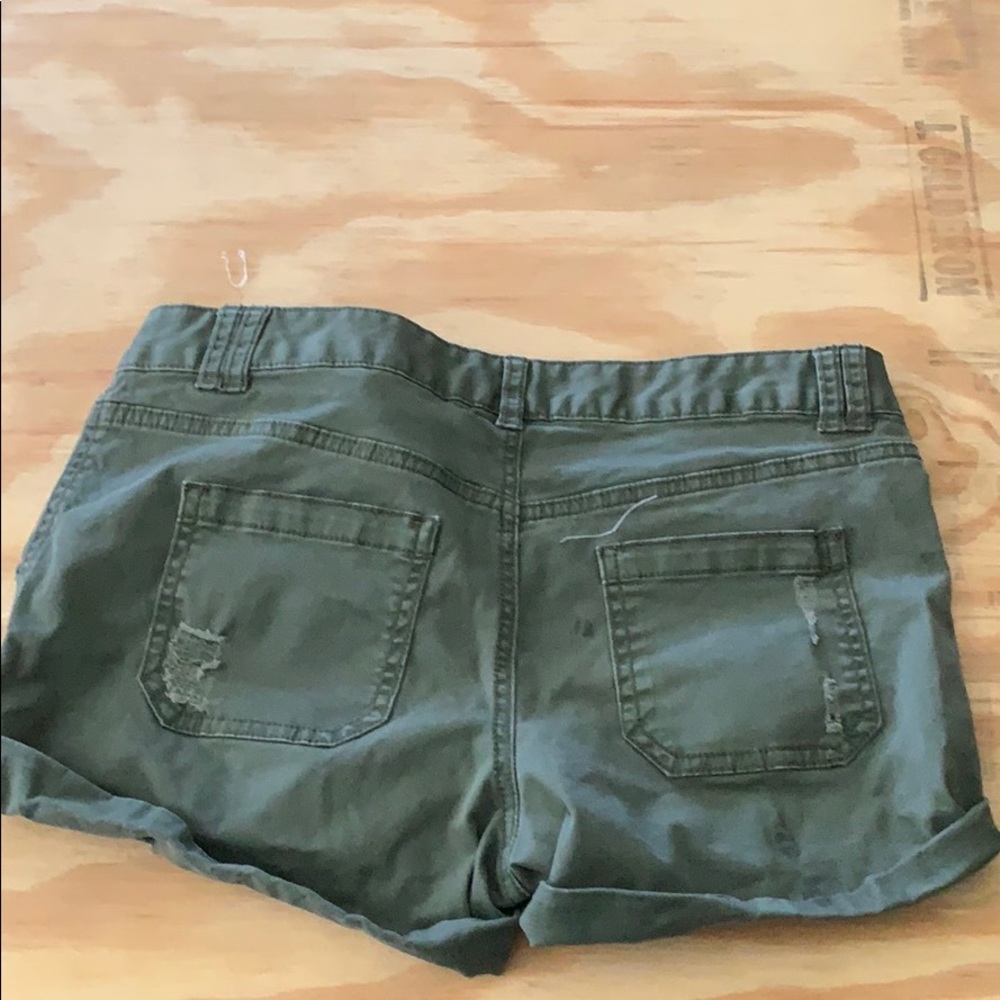 Target Shorts - Picture 2 of 2